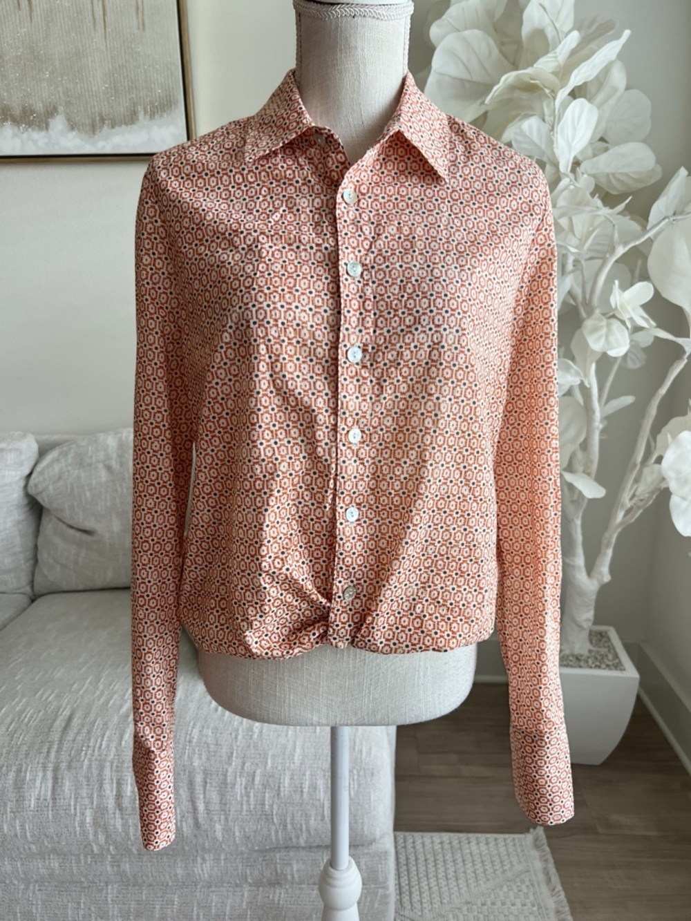 Finley Women's Orange Geometric Print Long Sleeve Button-Up Shirt in Size S